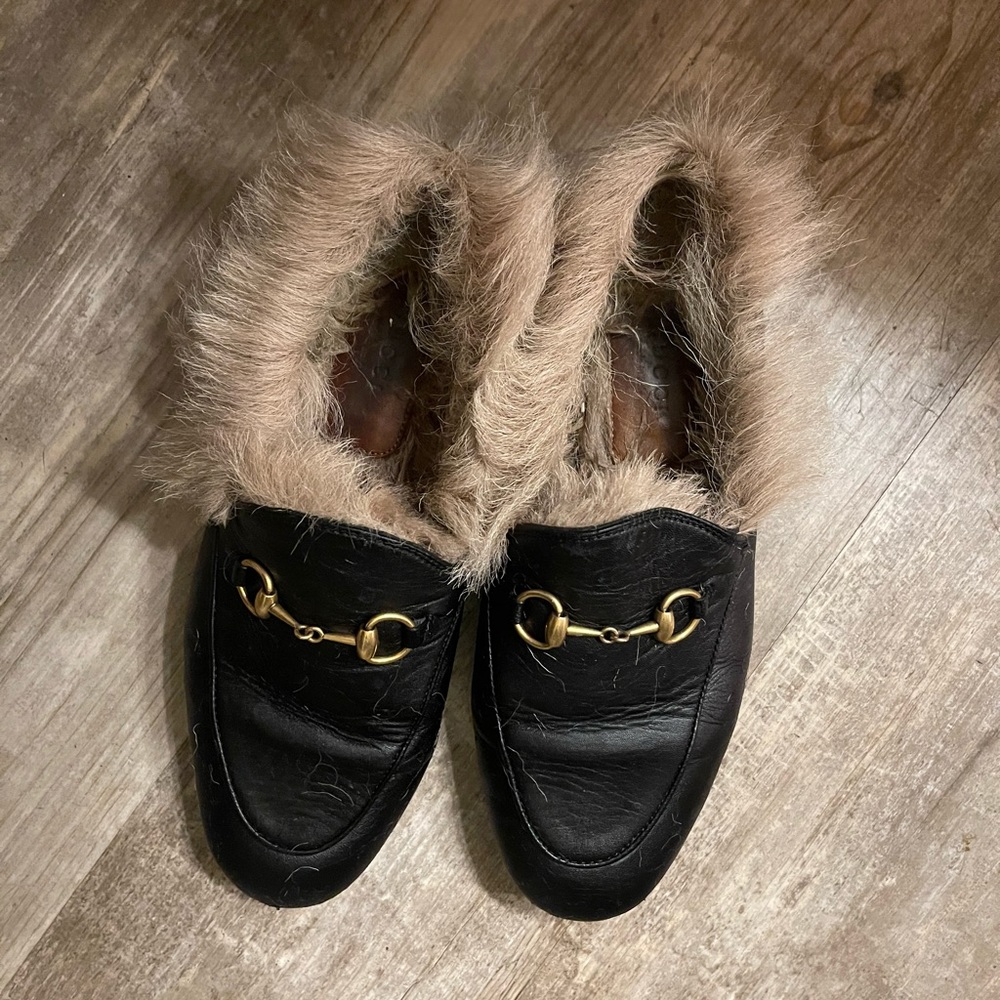 Authentic Gucci Princetown Leather black mules with fur
